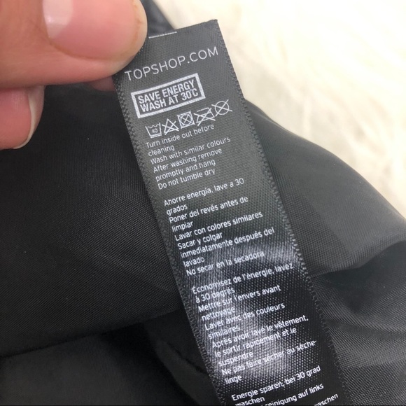 TOPSHOP- Black faux leather mini skirt size: US 6 - Picture 8 of 8